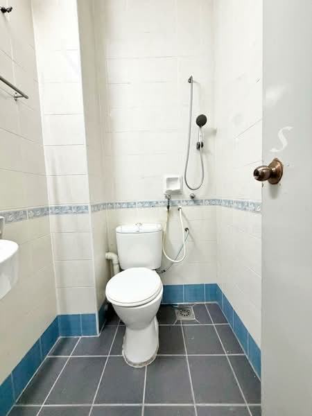Rumah Teres 2 Tingkat untuk Dijual di Setia Impian (Setia Alam) - Stanley Hong - Bathroom - PropertyGuru.com.my