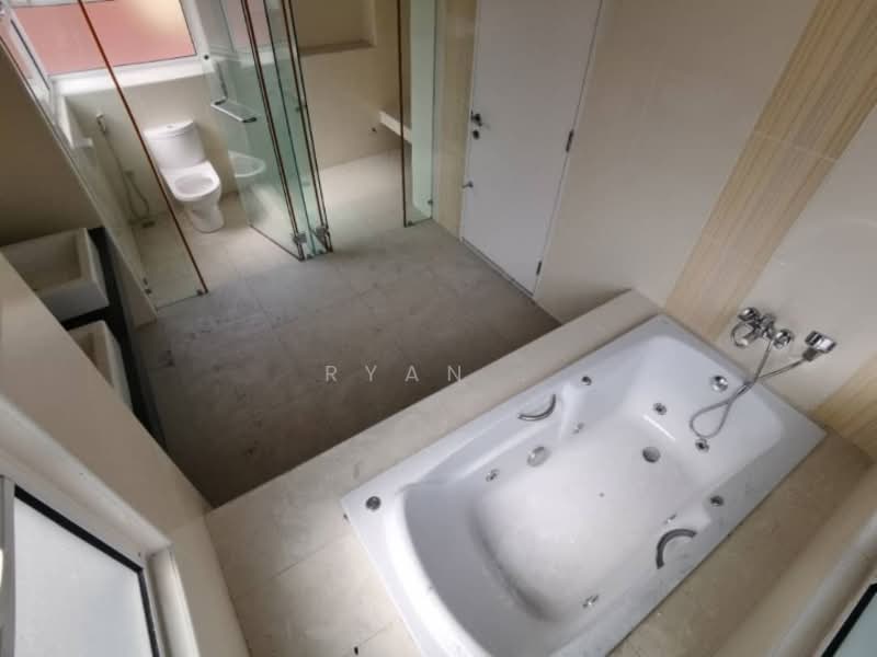 Rumah Berkembar untuk Dijual di Setia Alam (Selangor) - Ryan . - Bathroom - PropertyGuru.com.my