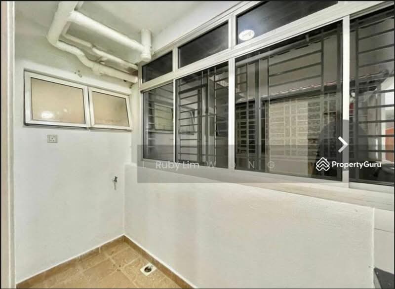 Kondominium untuk Dijual di Banjaria Court - Felix Wong - Balcony - PropertyGuru.com.my