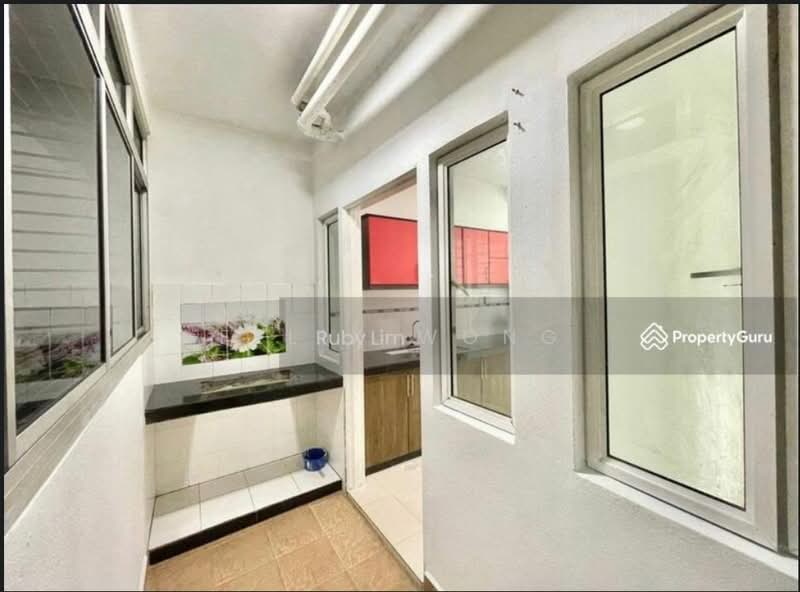 Kondominium untuk Dijual di Banjaria Court - Felix Wong - Kitchen - PropertyGuru.com.my