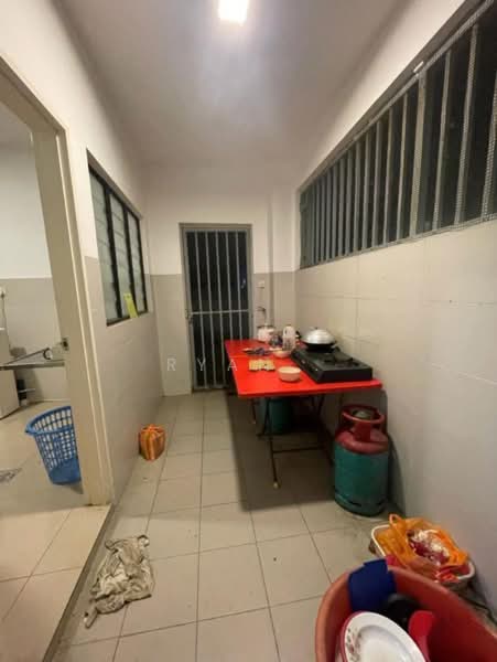 Rumah Teres 3 Tingkat untuk Dijual di Setia Alam (Selangor) - Ryan . - Kitchen - PropertyGuru.com.my