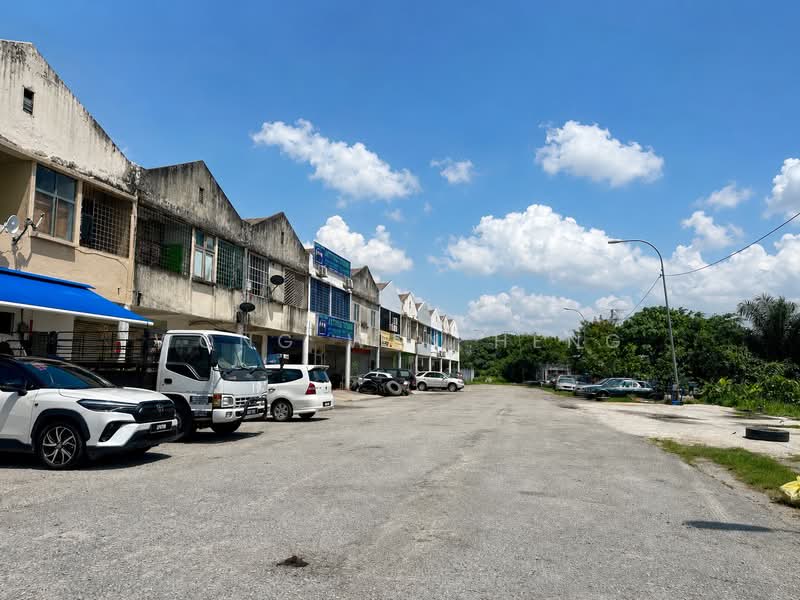 Kedai untuk Dijual di Taman Perindustrian Rawang Indah (Rawang) - Wong Wen Heng - Exterior - PropertyGuru.com.my