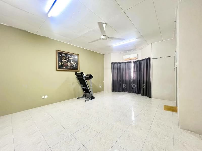 Rumah Teres 2 Tingkat untuk Dijual di Taman Bukit Ria (Kajang) - Mohd Nazri Roslan - PropertyGuru.com.my