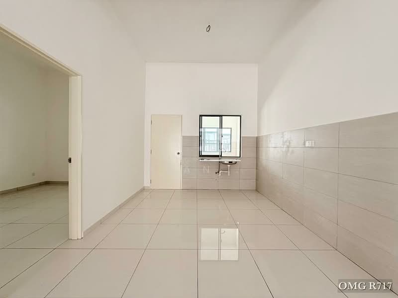 Rumah Teres 2-Tingkat untuk Dijual di Setia Alam (Selangor) - Ryan . - Kitchen - PropertyGuru.com.my