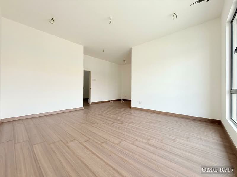 Rumah Teres 2-Tingkat untuk Dijual di Setia Alam (Selangor) - Ryan . - Living Room - PropertyGuru.com.my