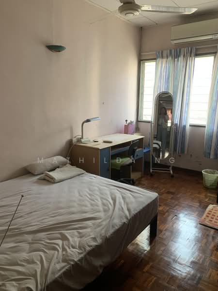 Rumah Teres untuk Dijual di Gasing Indah (Petaling Jaya) - Mathilda Ng - Bedroom - PropertyGuru.com.my