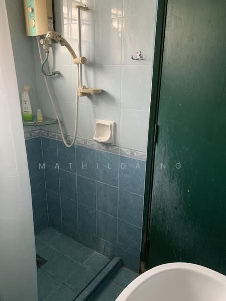Rumah Teres untuk Dijual di Gasing Indah (Petaling Jaya) - Mathilda Ng - Bathroom - PropertyGuru.com.my