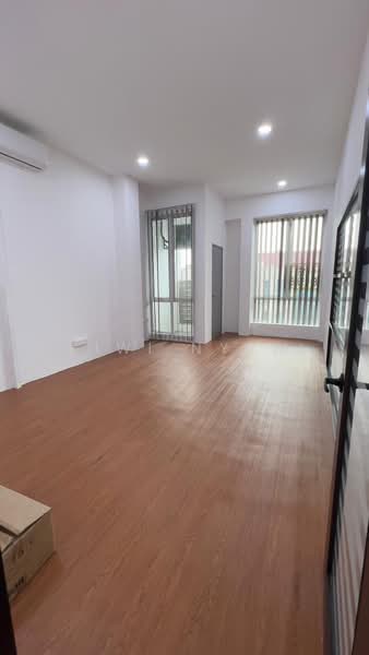 Kedai / Pejabat untuk Disewa di Bandar Puteri Puchong (Puchong) - Kiwi Nyew - PropertyGuru.com.my
