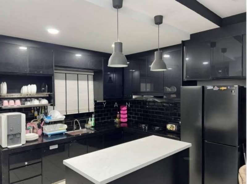 2-storey Terraced House for Sale in Setia Alam (Selangor) - Ryan . - Kitchen - PropertyGuru.com.my