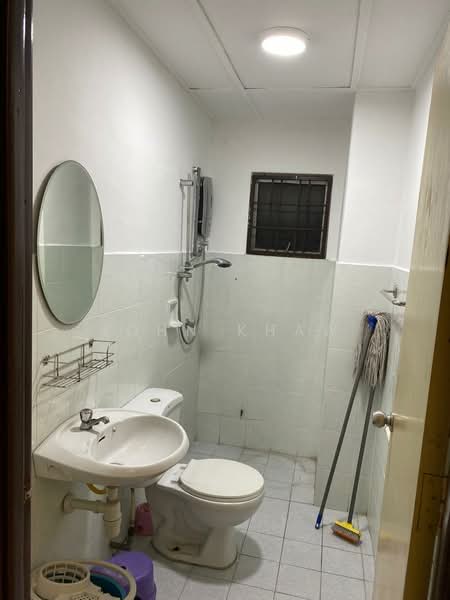 Apartment for Sale at Jalil Damai Apartments - John Khaw - Bathroom - PropertyGuru.com.my