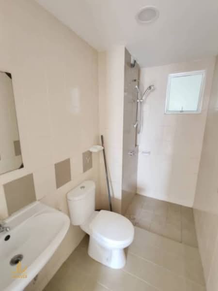 Rumah Teres 2-Tingkat untuk Dijual di Setia Alam (Selangor) - Ryan . - Bathroom - PropertyGuru.com.my