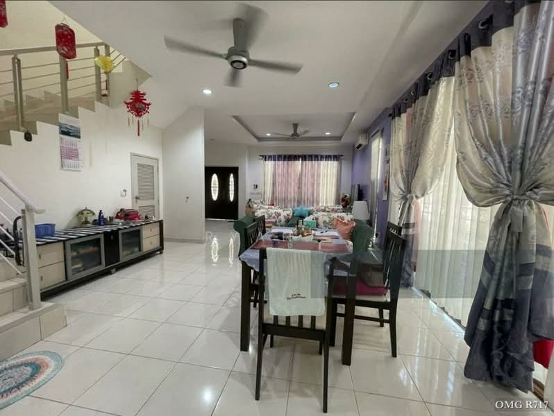 Rumah Teres 2-Tingkat untuk Dijual di Setia Alam (Selangor) - Ryan . - Living Room - PropertyGuru.com.my