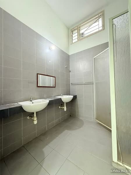 Rumah Teres 2-Tingkat untuk Dijual di Setia Alam (Selangor) - Ryan . - Bathroom - PropertyGuru.com.my