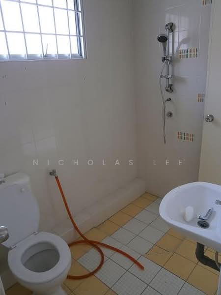 Rumah Teres 2 Tingkat untuk Dijual di Bandar Seri Botani (Ipoh) - Nicholas Lee - Bathroom - PropertyGuru.com.my