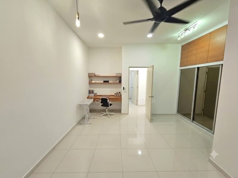 2-storey Terraced House for Sale in Bandar Rimbayu (Telok Panglima Garang) - Leon Goh - Study - PropertyGuru.com.my
