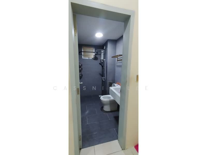 Kondominium untuk Disewa di Platinum OUG Residence - Cassnin Lee - Bathroom - PropertyGuru.com.my