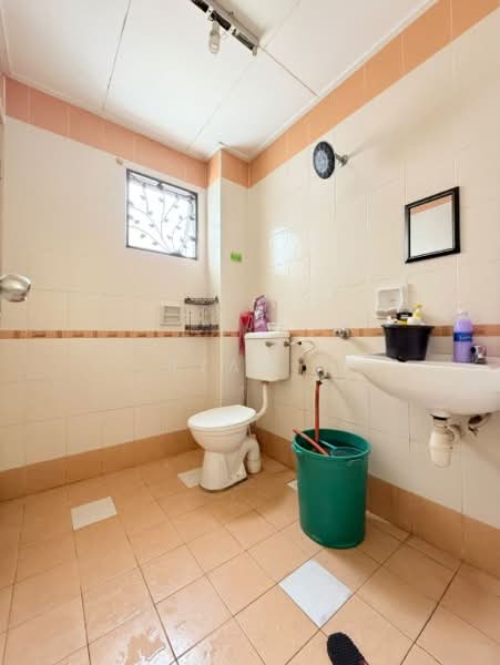 Rumah Teres 2 Tingkat untuk Dijual di Setia Alam (Selangor) - Ryan . - Bathroom - PropertyGuru.com.my