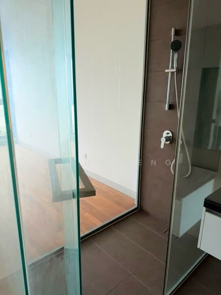 Service Residence for Sale at Bora Residences - Mindy Heng - Bathroom - PropertyGuru.com.my