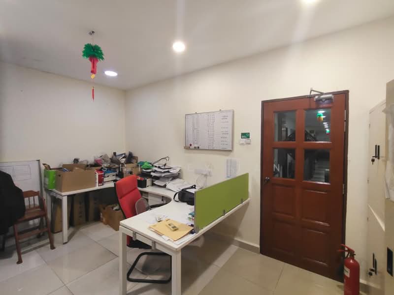 Shop / Office for Rent in Taman Bukit Kuchai (Bandar Kinrara) - Shirley Tan - Interior - PropertyGuru.com.my