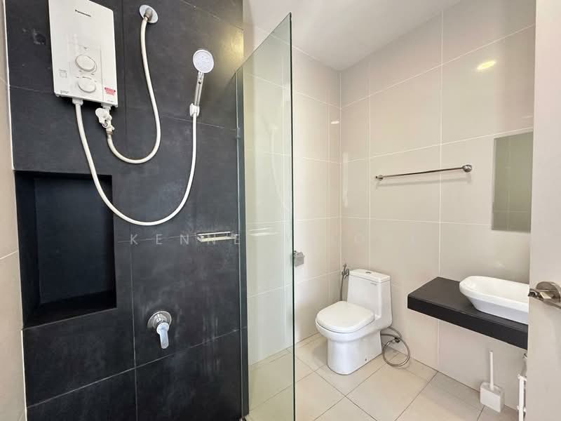 Apartment for Rent at Eco Nest @ Eco Botanic - Kennedy Looi - Bathroom - PropertyGuru.com.my