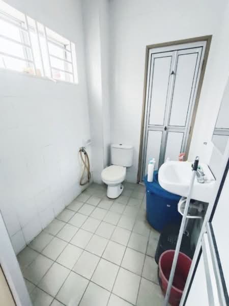 Rumah Teres 2-Tingkat untuk Dijual di Setia Alam (Selangor) - Ryan . - Bathroom - PropertyGuru.com.my