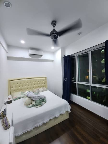 Kondominium untuk Dijual di Elit Heights @ Bayan City - Simon Ooi - Bedroom - PropertyGuru.com.my