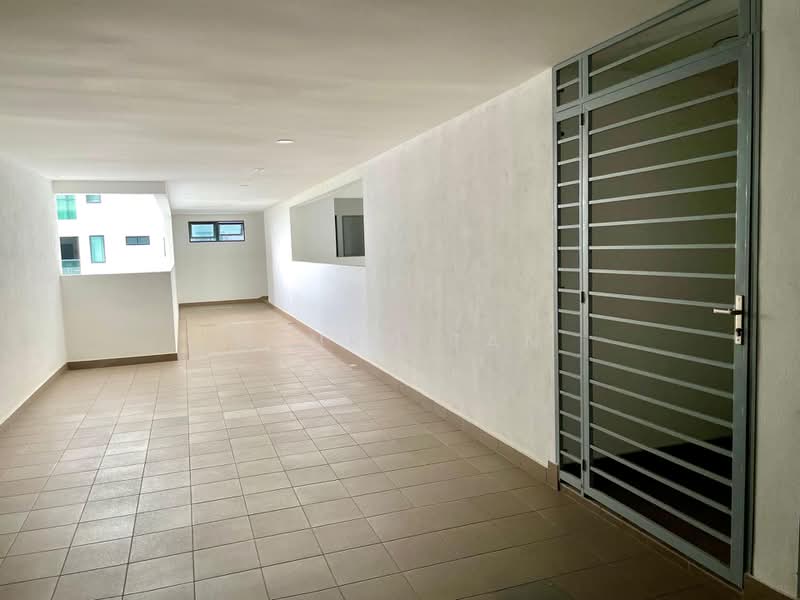 Condominium for Rent at Vista Bangi - Henry Tan - Corridor - PropertyGuru.com.my