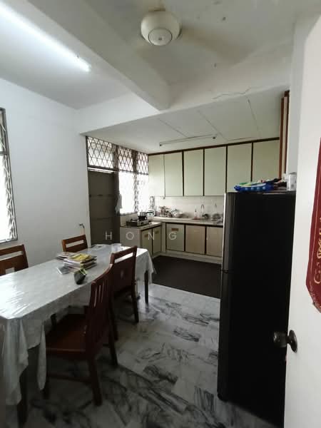 Rumah Berkembar untuk Dijual di Taman Sungai Ara (Sungai Ara) - Hong . - Kitchen - PropertyGuru.com.my