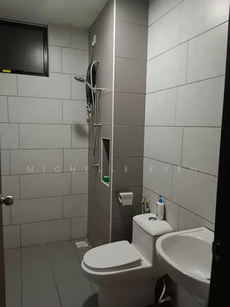 Servis Apartment untuk Disewa di Desaru Utama Residence - Michelle Kueh - Bathroom - PropertyGuru.com.my