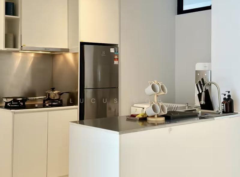 Kediaman Servis untuk Dijual di Horizon Suites - Lucus Goh - Kitchen - PropertyGuru.com.my