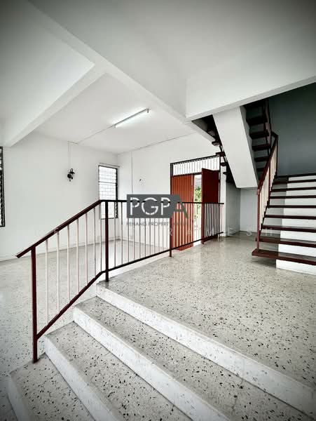 Rumah Berkembar untuk Disewa di Gelugor (Penang) - Ressha Ramesh - Entrance - PropertyGuru.com.my