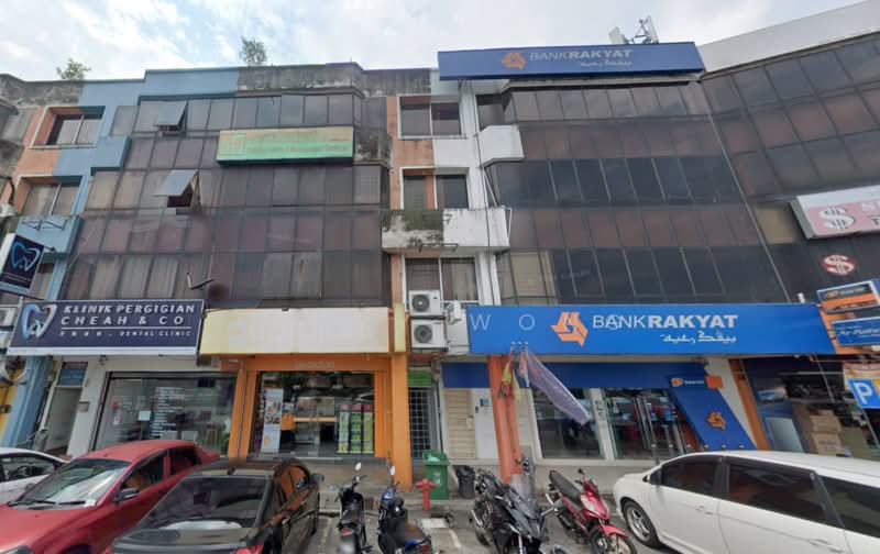 Shop for Rent in Taman Subang Perdana (Sungai Buloh) - Jacky Wong - Exterior - PropertyGuru.com.my