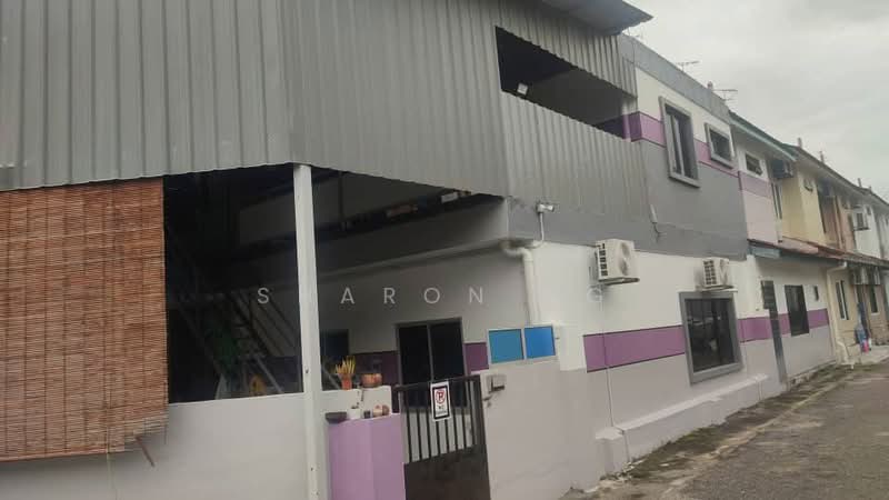 Rumah Teres 2 Tingkat untuk Dijual di Taman Mount Austin (Tebrau) - Sharon Ng - Exterior - PropertyGuru.com.my