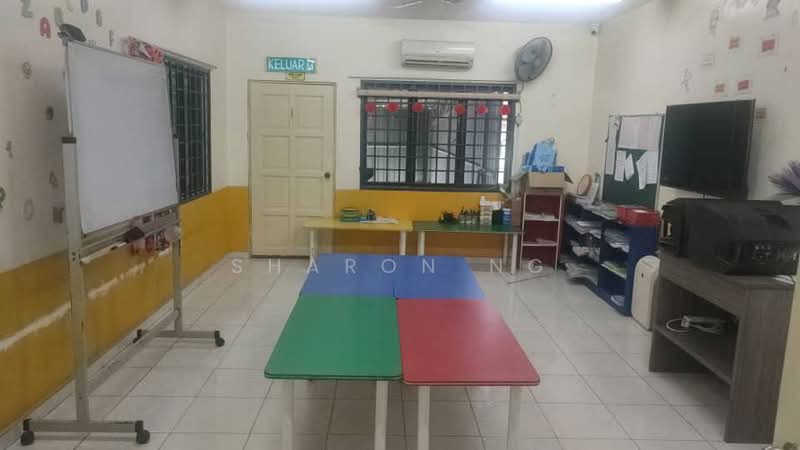 Rumah Teres 2 Tingkat untuk Dijual di Taman Mount Austin (Tebrau) - Sharon Ng - Study - PropertyGuru.com.my