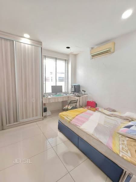 Rumah Berkembar untuk Dijual di Setia Damai (Setia Alam) - Yongsen Lim - Bedroom - PropertyGuru.com.my