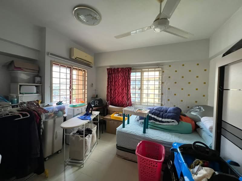 Rumah Teres 2 Tingkat untuk Dijual di Bandar Putra Permai (Seri Kembangan) - Mary Yeoh - Bedroom - PropertyGuru.com.my