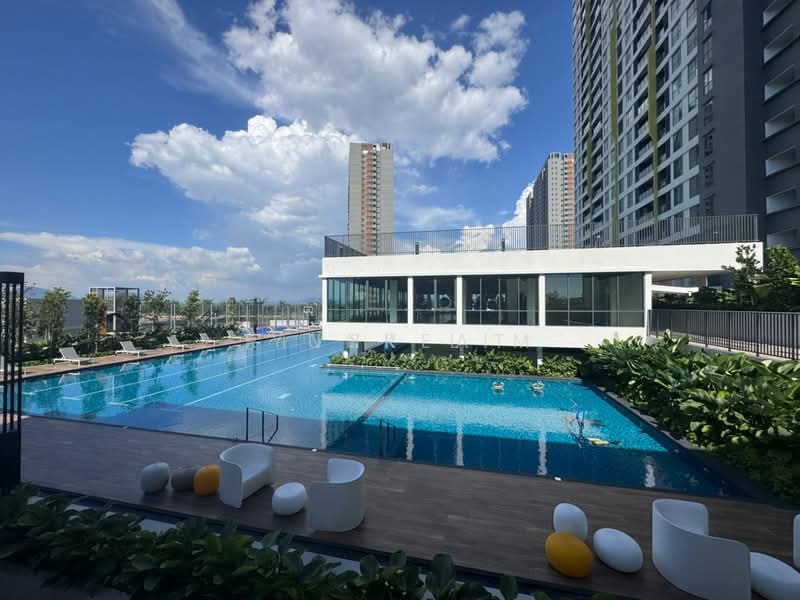 Condominium for Rent at Savana @ Batu Kawan - River Lim - Pool - PropertyGuru.com.my