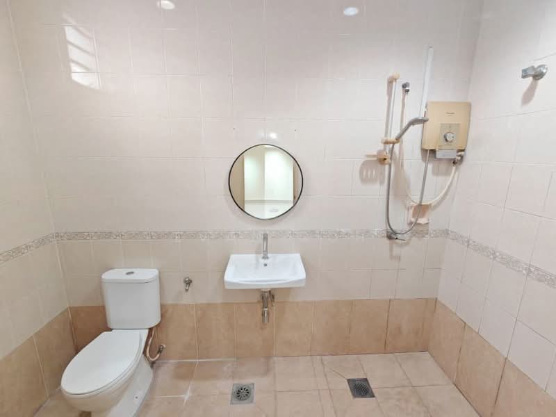 Rumah Teres 2 Tingkat untuk Disewa di Taman Meranti Jaya (Puchong) - Evan Goh - Bathroom - PropertyGuru.com.my