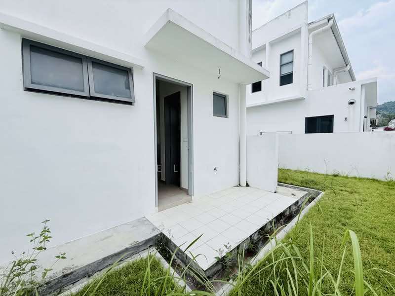 Semi-Detached House for Sale in Taman Semanja (Kajang) - Michelle Siow - PropertyGuru.com.my