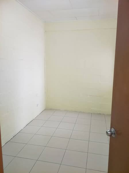Rumah Flat untuk Dijual di Subang Perdana Goodyear Court 10 - Kent Lee - Interior - PropertyGuru.com.my