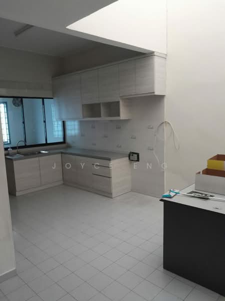 1-storey Terraced House for Rent in Taman Johor Jaya (Johor Bahru) - Joyce Eng - Kitchen - PropertyGuru.com.my
