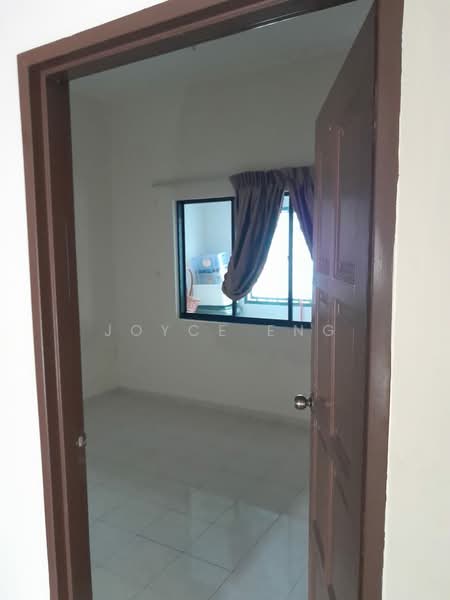 1-storey Terraced House for Rent in Taman Johor Jaya (Johor Bahru) - Joyce Eng - Interior - PropertyGuru.com.my