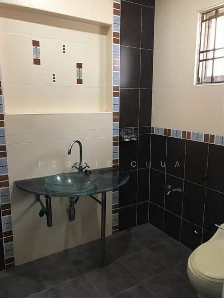 2-storey Terraced House for Rent in Bukit Indah (Iskandar Puteri (Nusajaya)) - Peggie Chua - Bathroom - PropertyGuru.com.my