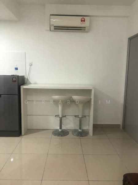 Service Residence for Sale at Domain 5 @ NeoCyber - Gerrard Lim - Kitchen - PropertyGuru.com.my