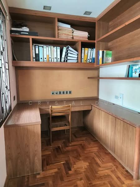 Kondominium untuk Dijual di Petrie Condominium - Crystal Du - PropertyGuru.com.my