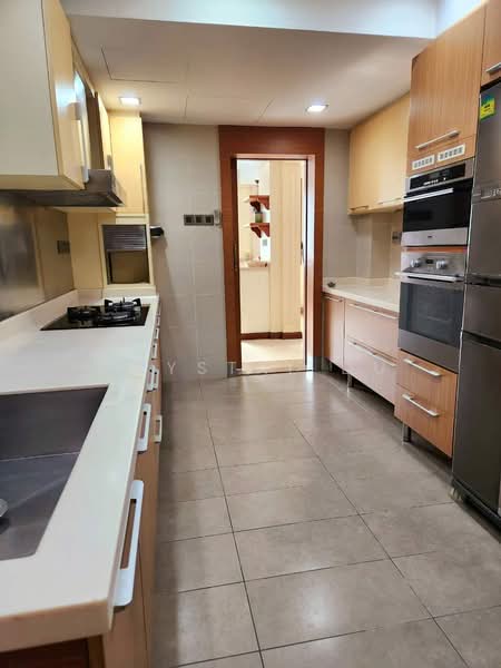 Kondominium untuk Dijual di Petrie Condominium - Crystal Du - PropertyGuru.com.my