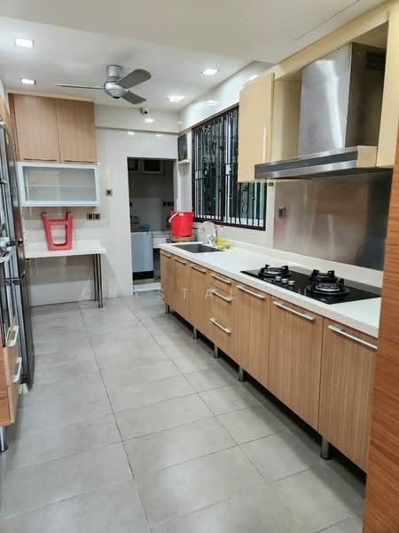 Kondominium untuk Dijual di Petrie Condominium - Crystal Du - PropertyGuru.com.my
