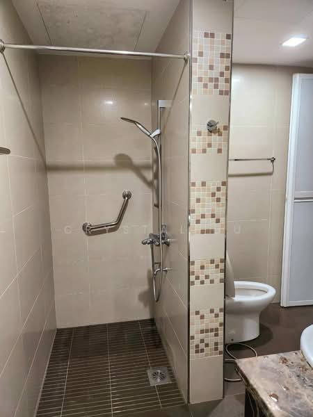Kondominium untuk Dijual di Petrie Condominium - Crystal Du - PropertyGuru.com.my