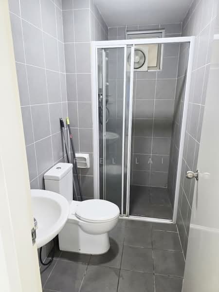 Service Residence for Rent at Savanna Executive Suite @ Southville City - Eiffel Lai - Bathroom - PropertyGuru.com.my