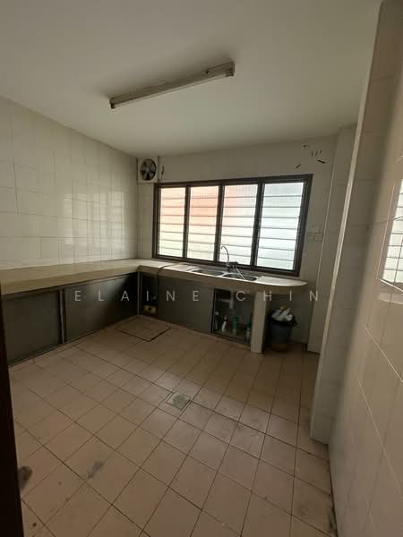 2-storey Terraced House for Rent in Bukit Rahman Putra (Sungai Buloh) - Elaine Chin - Kitchen - PropertyGuru.com.my